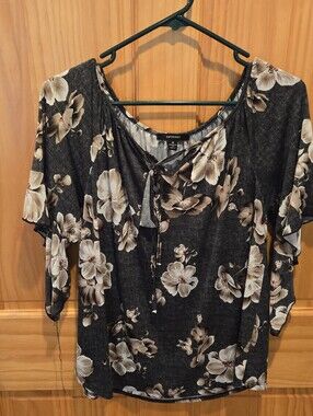 Espresso Black Floral Tie-Front Women's Blouse